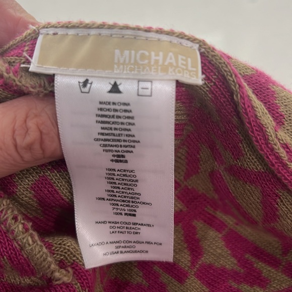 Michael Kors hat - pink with tan MK pattern - Picture 3 of 4